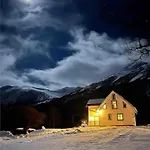 Skogly - Det Gode Livet På Landet * Stryn