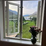 Feriehus Skogly - Det Gode Livet På Landet Stryn
