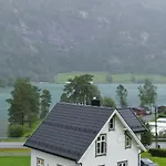 Skogly - Det Gode Livet På Landet * Stryn