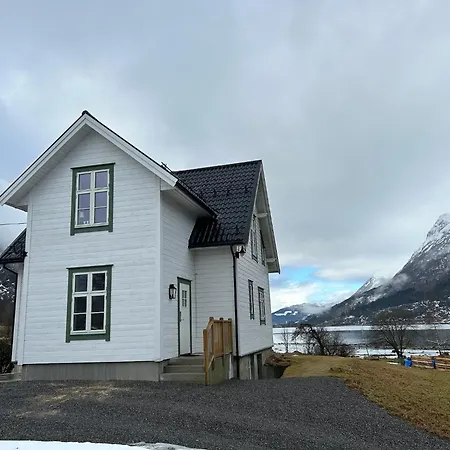 Skogly - Det Gode Livet Pa Landet Holiday home Stryn
