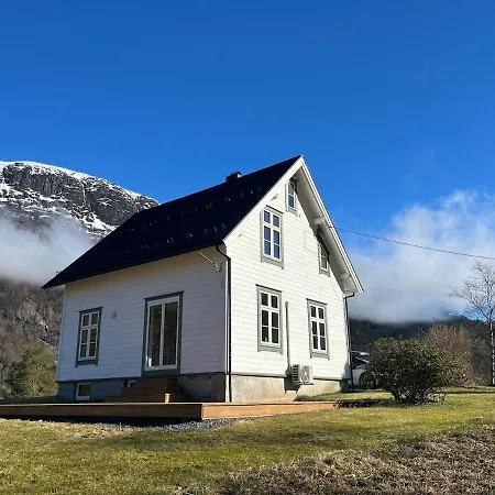 Holiday home Skogly - Det Gode Livet Pa Landet Stryn