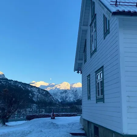 Skogly - Det Gode Livet Pa Landet * Stryn