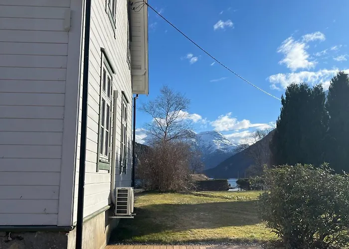 Skogly - Det Gode Livet Pa Landet * Stryn