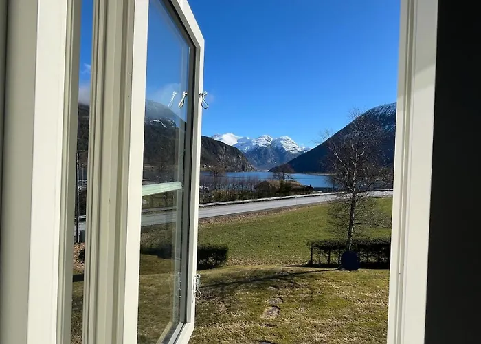 Skogly - Det Gode Livet Pa Landet 史特林