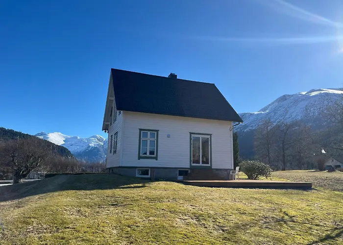 Skogly - Det Gode Livet Pa Landet
