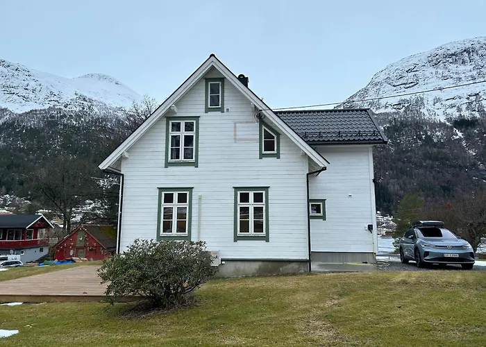 Skogly - Det Gode Livet Pa Landet