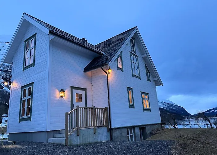 Skogly - Det Gode Livet Pa Landet 史特林