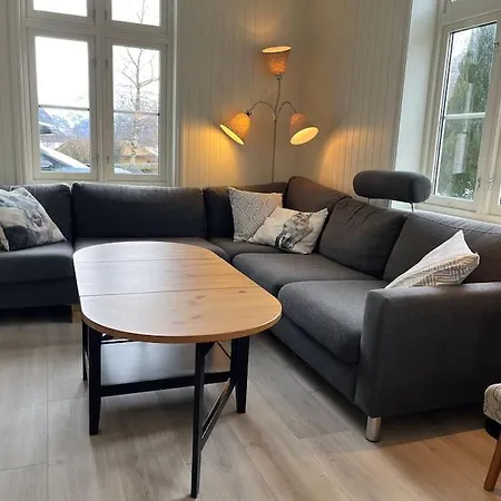 Skogly - Det Gode Livet Pa Landet *